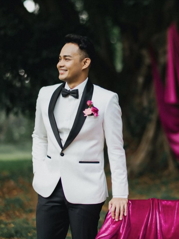 Potret Prewed Febby Rastanty dan Tunangan di Bawah Pohon Beringin - Iverctins.com (5)