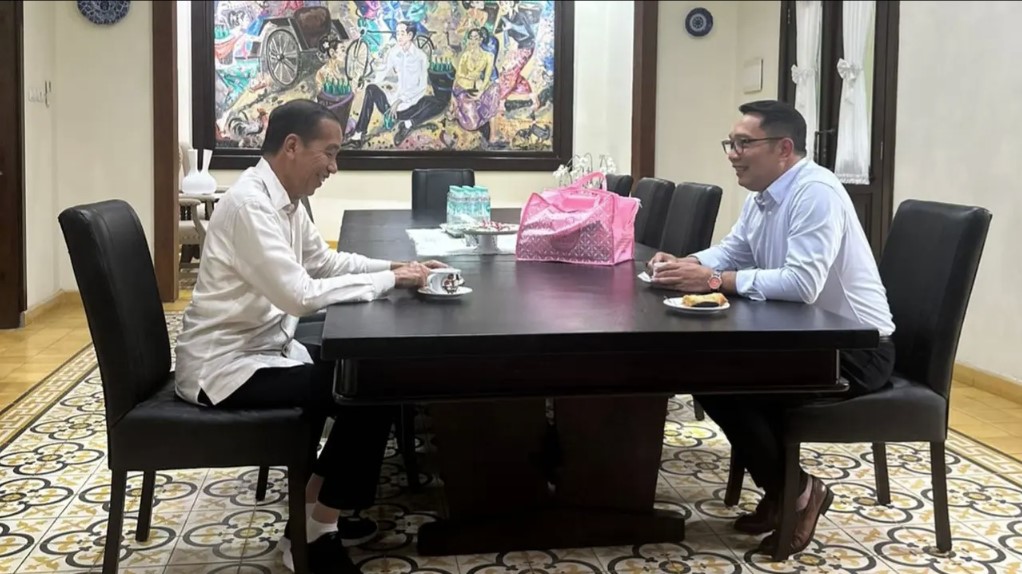 iverctins.com, Usai Bertemu Prabowo, Ridwan Kamil Jumpa Jokowi di Solo